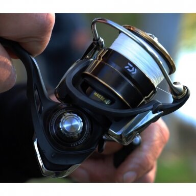 Daiwa Ritė 20 Ballistic EX LT 4000 D-C Aukštųjų technologijų ritė DAIWA puikiai tinka ir lengvajai žvejybai jūroje