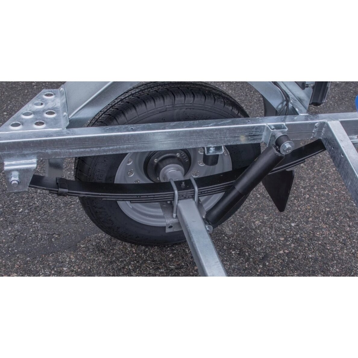 Priekaba Valčiai BX750-LW PRO daugiavolė valčių priekaba TIKI 5 Priekaba Valčiai BX750-LW PRO daugiavolė valčių priekaba TIKI 5