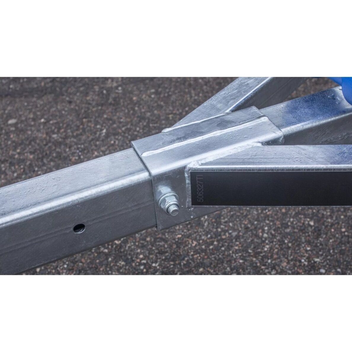 Priekaba Valčiai BX750-LW PRO daugiavolė valčių priekaba TIKI 4 Priekaba Valčiai BX750-LW PRO daugiavolė valčių priekaba TIKI 4
