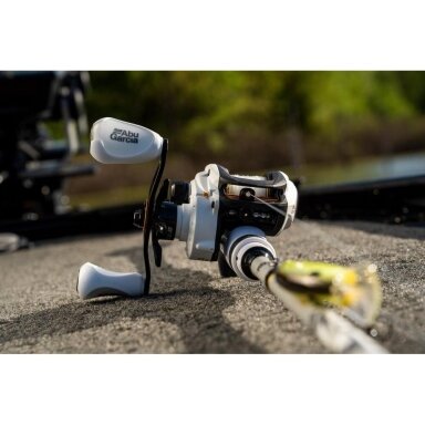 Ritė Multiplikatorinė AbuGarcia White MAx PRO LH Ritė Multiplikatorinė AbuGarcia White MAx PRO LH
